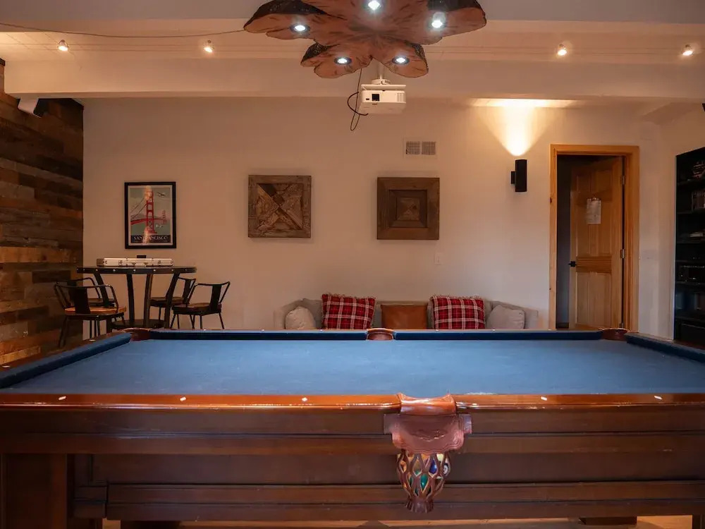 Bear Lodge