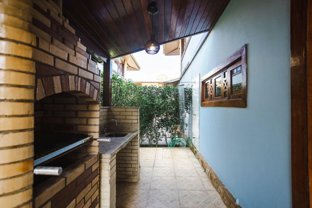 Casa Em Búzios Com 3 Suítes | Vf 07