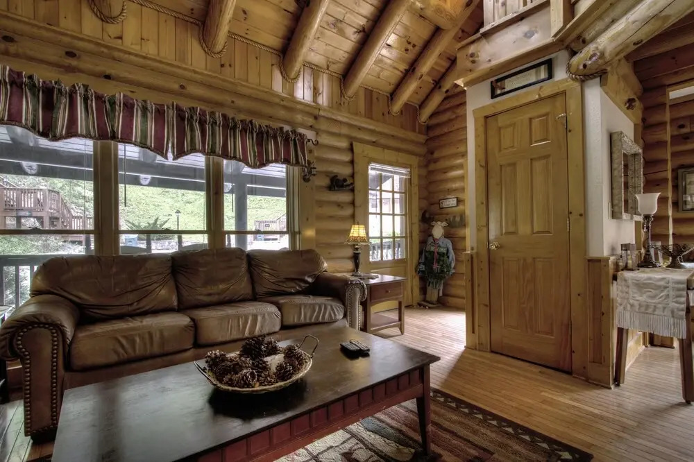 The Nutty Nook  287 - Two Bedroom Cabin
