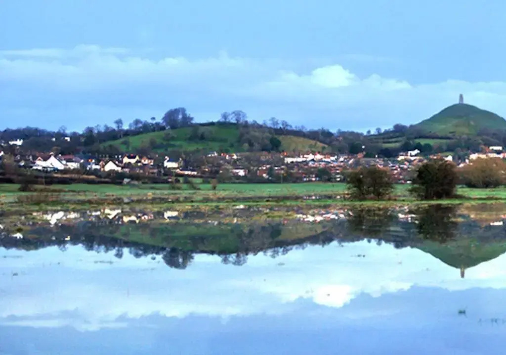Healing Waters Sanctuary, Peaceful Retreat House, Glastonbury