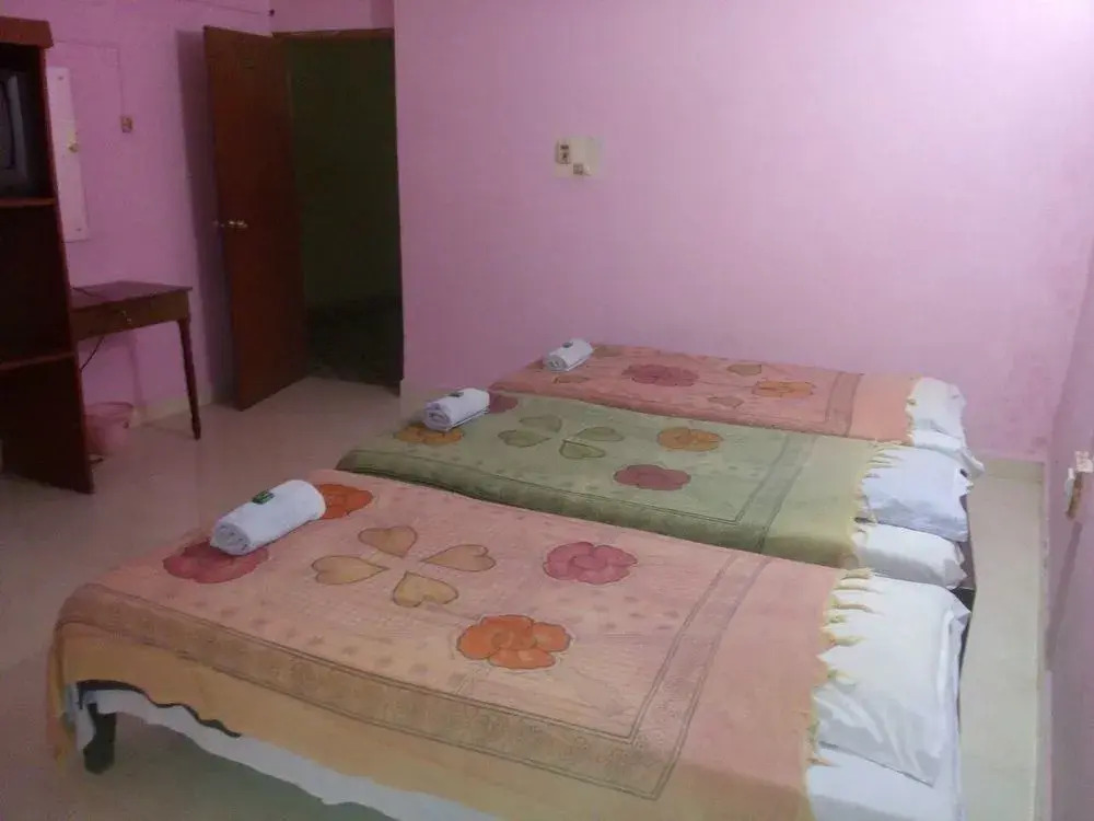 Molyma Resorts
