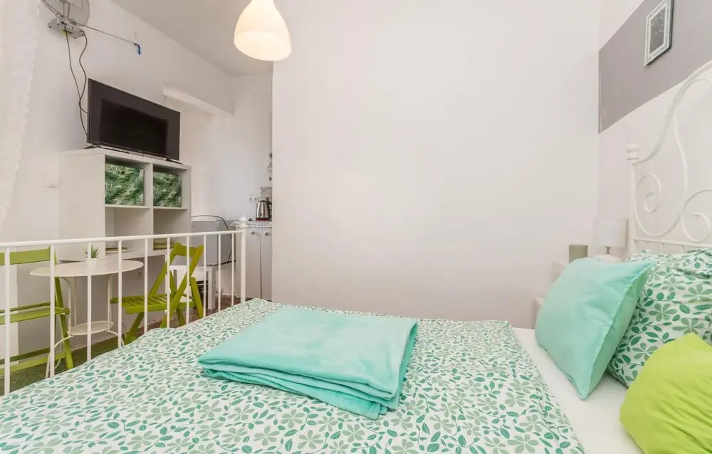 Amazing Apartment in Biograd na Moru With Wifi