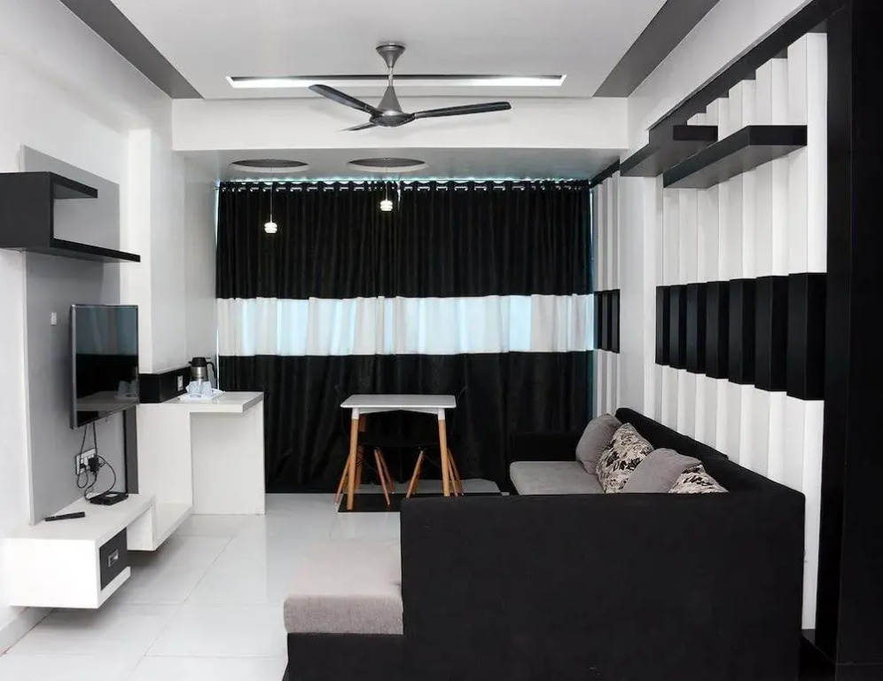 Shree Hotel
