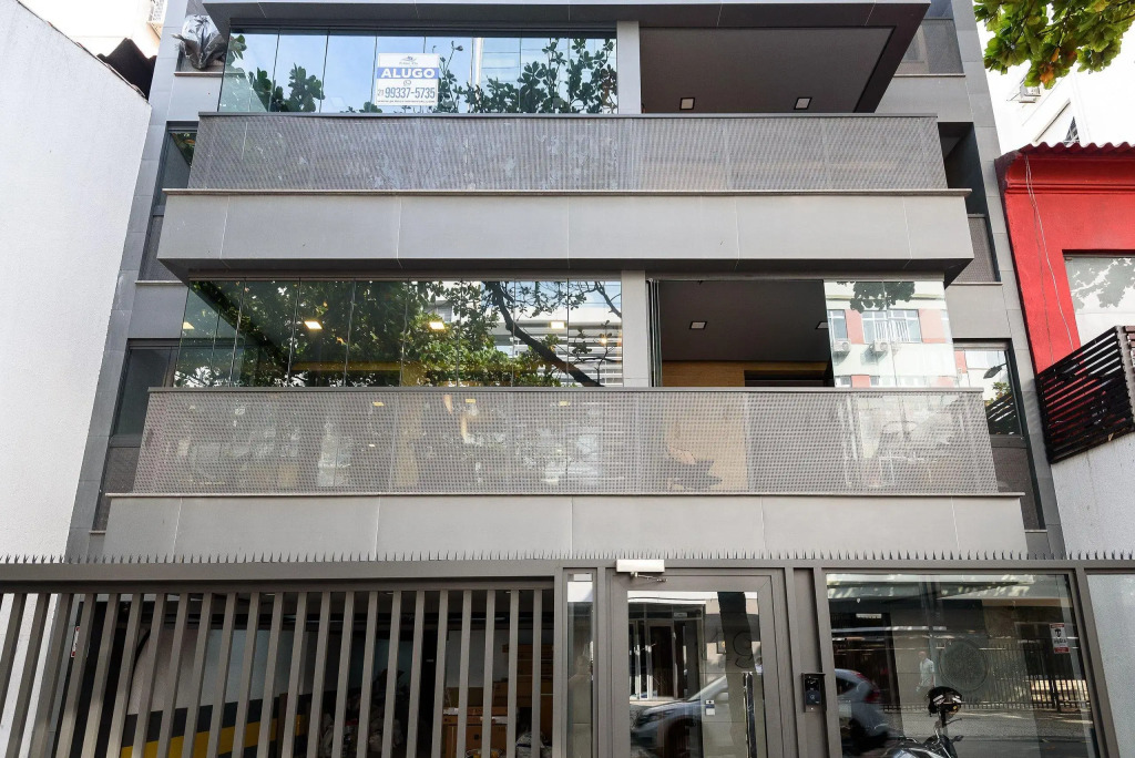 Studio A 170m Da Praia De Ipanema | Fa 49/201