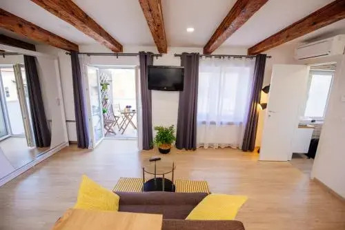 Apartment 63 - 2