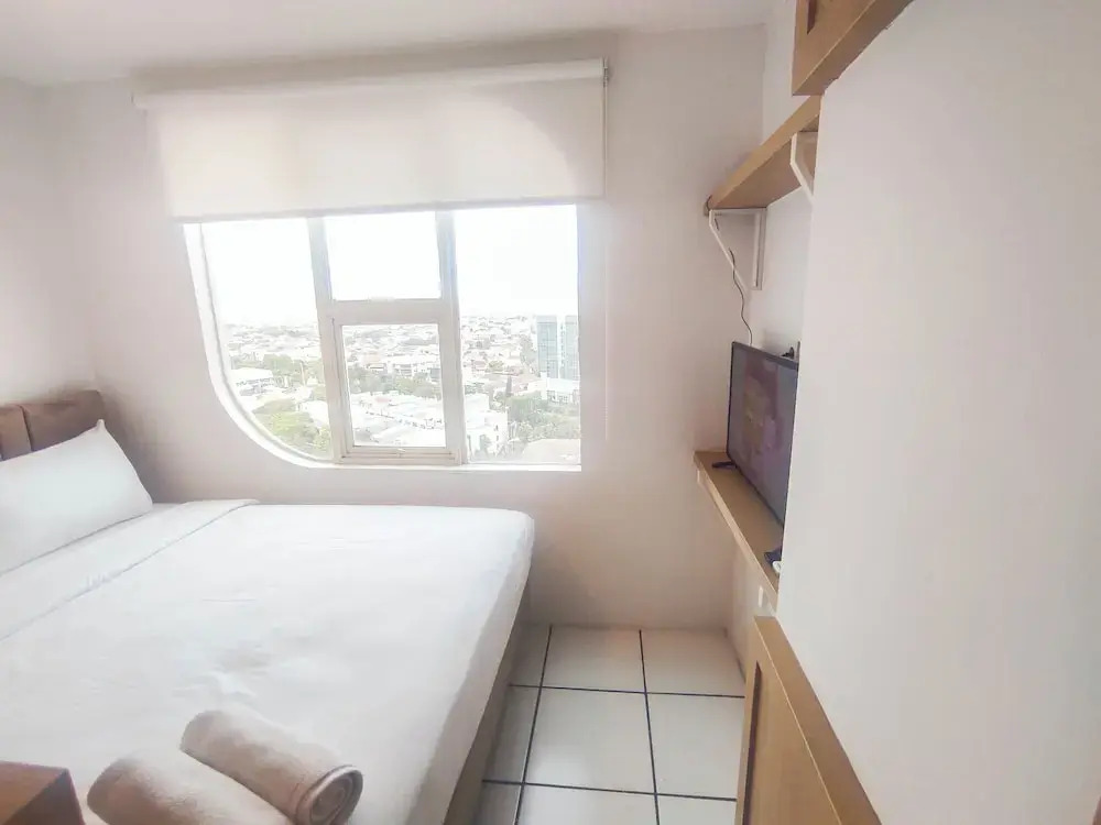 Modern And Comfy Studio (No Kitchen) At The City Square Apartment