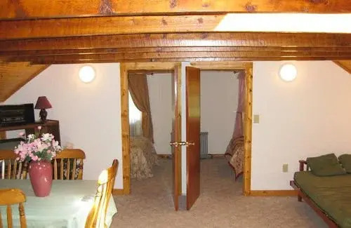 Albrightsville Farm House Bed & Breakfast