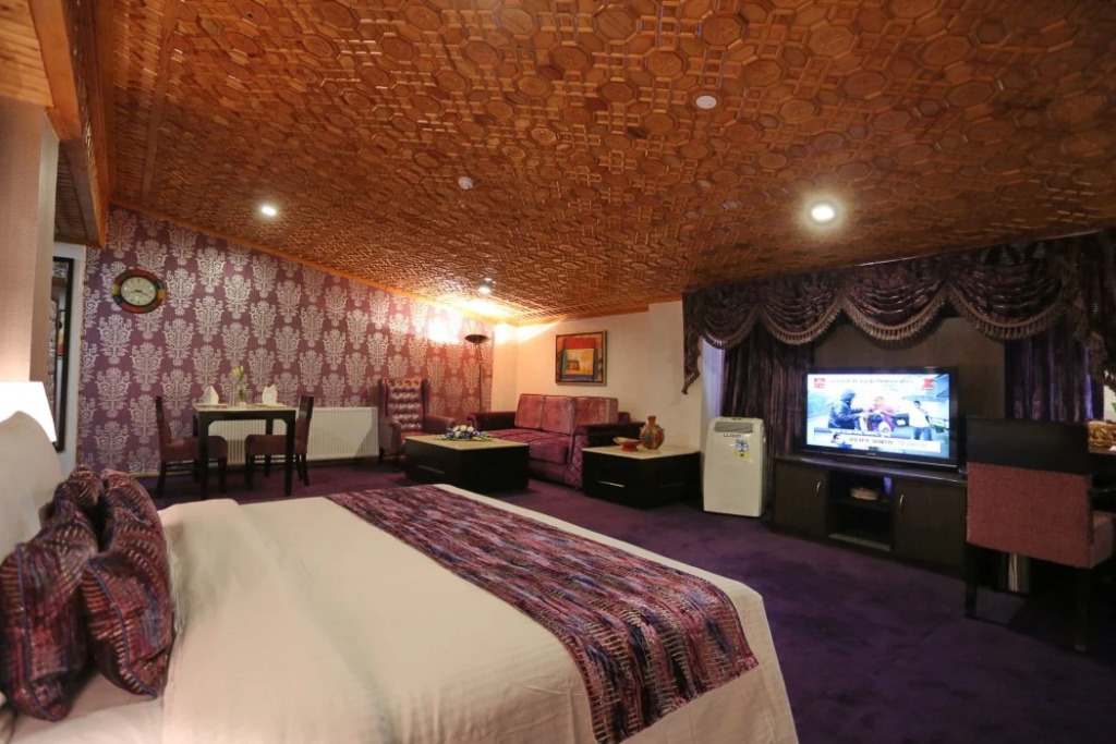 Batra Hotel and Residences