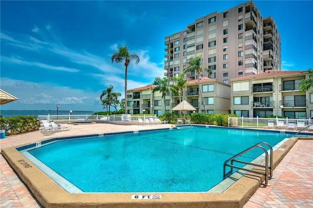 Palma Del Mar D601 - One Bedroom Condo