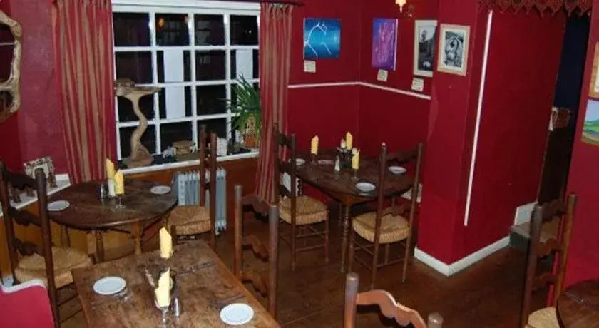 Hawthorns Hotel