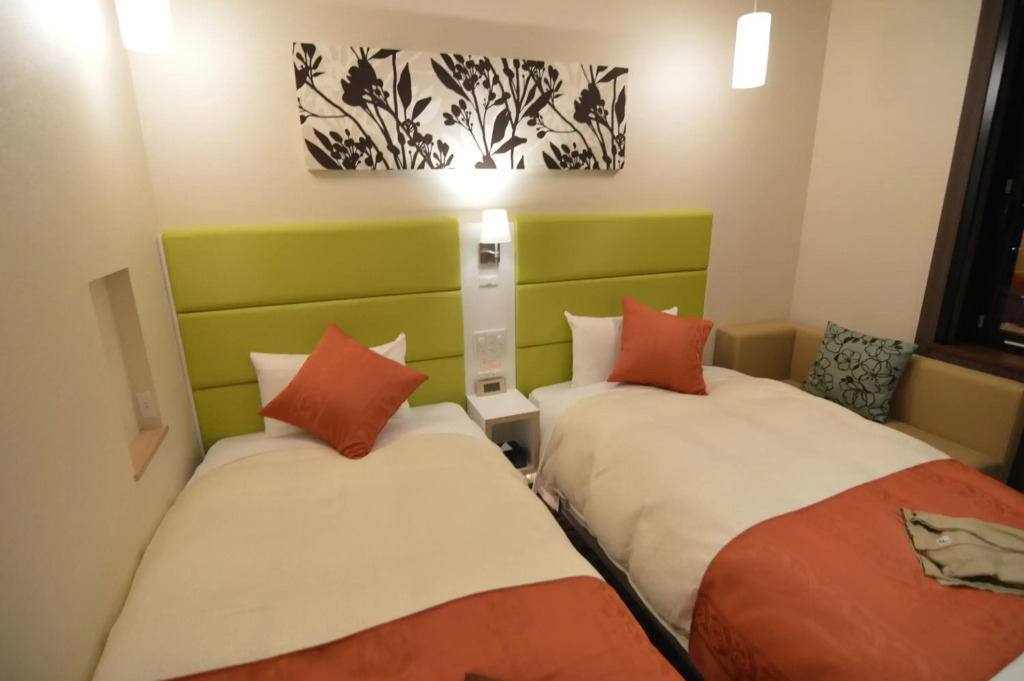 Queens Hotel Chitose