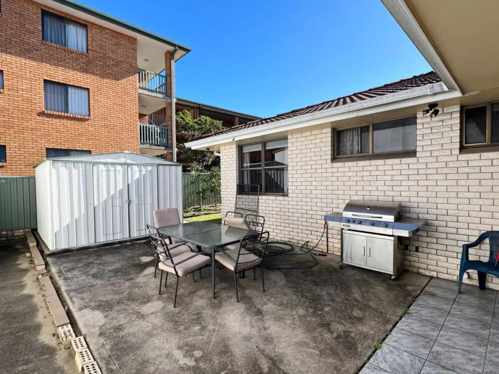 Beach House Landsborough - Bring your own linen