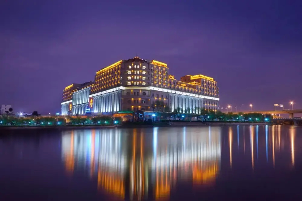Kaiyuan Manju Select Hotel(Hongqiao Hub National Exhibition Center Sto