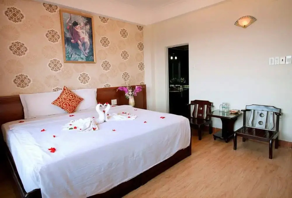 Galaxy 2 Hotel