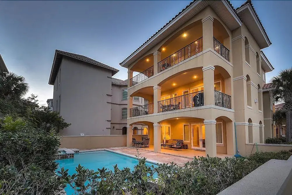 Bella Destina 5 Bedroom Holiday Home by Five Star Properties