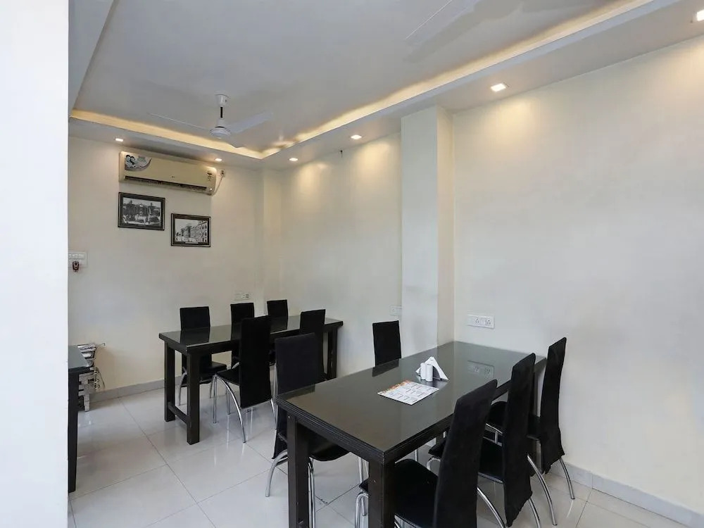 OYO 884 Hotel Sheldon