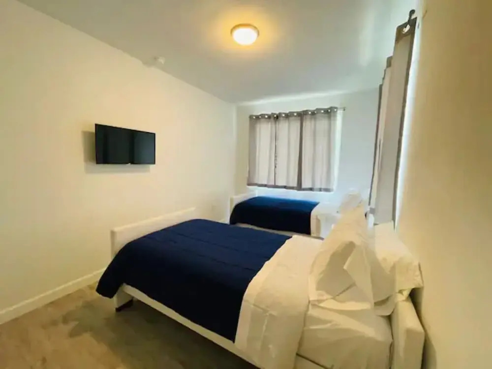 Comfortable European Style Home 4BR 4BA in Miami by ASVR-13670