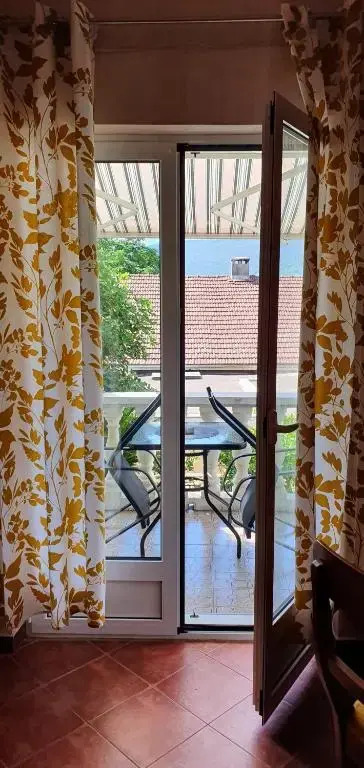 LAV Apartments