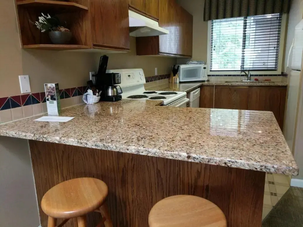 Pacific Shores Resort & Spa