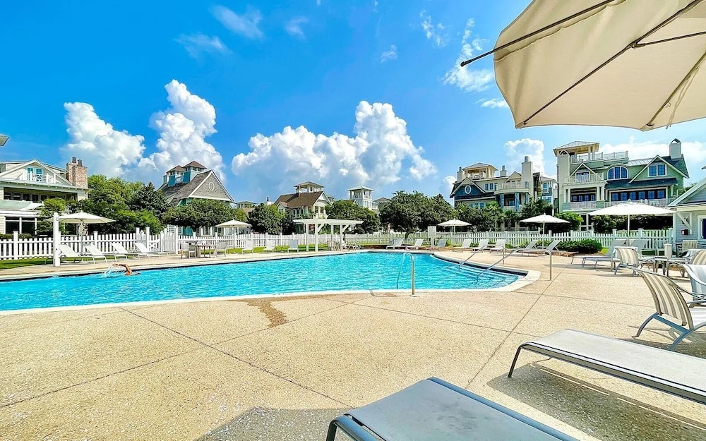 Gulf Front Penthouse Condo Complimentary Golf Cart 407 Compass Point 1, Watersound - 3 Br, Slps 8 3 Bedroom Condo by RedAwning