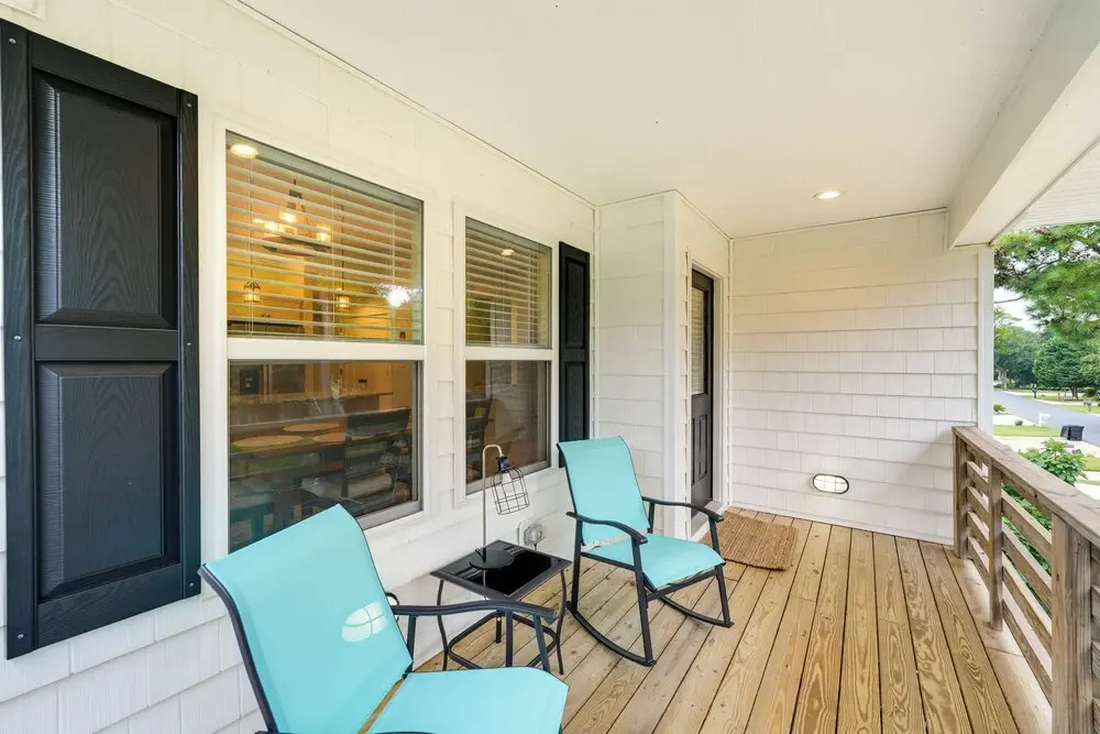 Kill Devil Hills Retreat w/ Gas Grill & Deck!