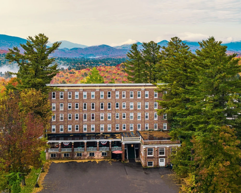 The Pines Inn