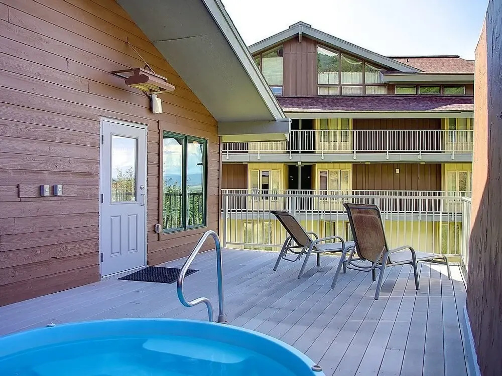 Lift Tickets Heart Of The Base with Private Deck & Fireplace