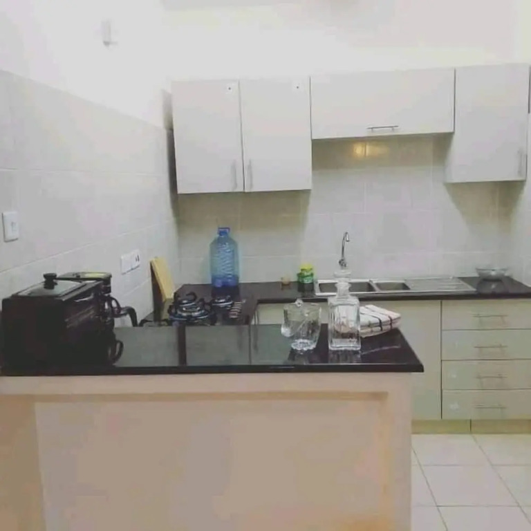 Lux Suites Seville Residency Bamburi
