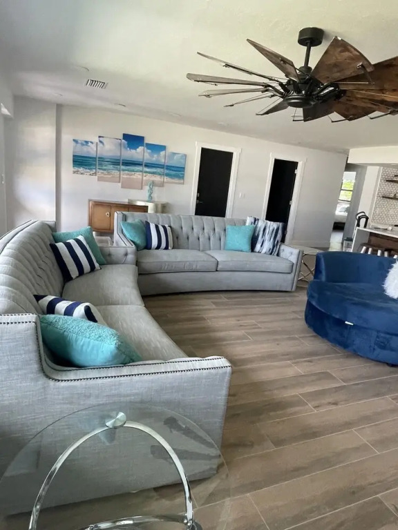 210 Redfish house