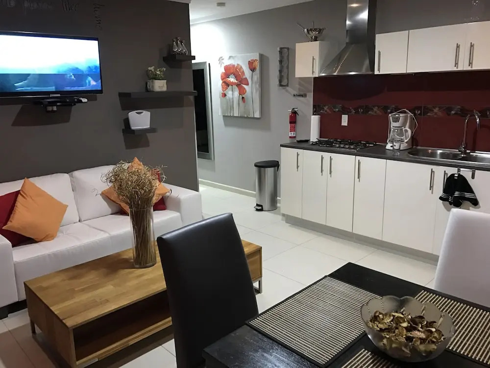 Malika Apartments