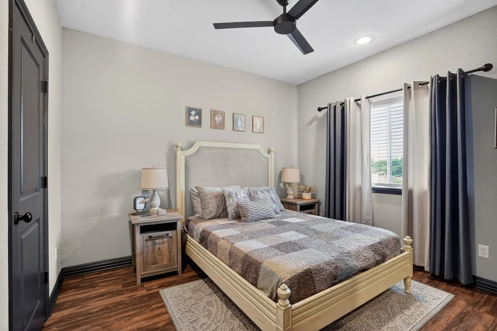 2br Condo In College Station