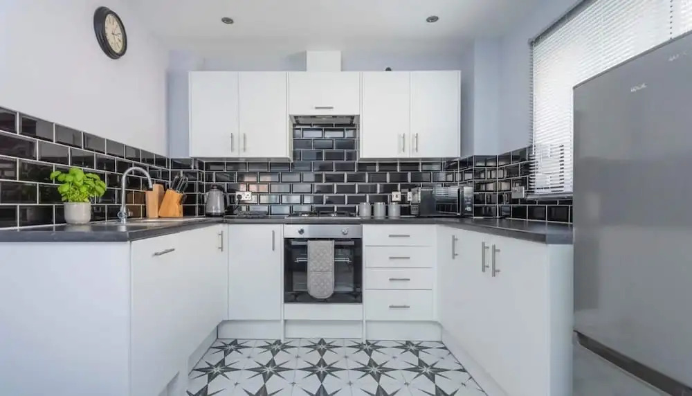 London Flat With Private Entrance