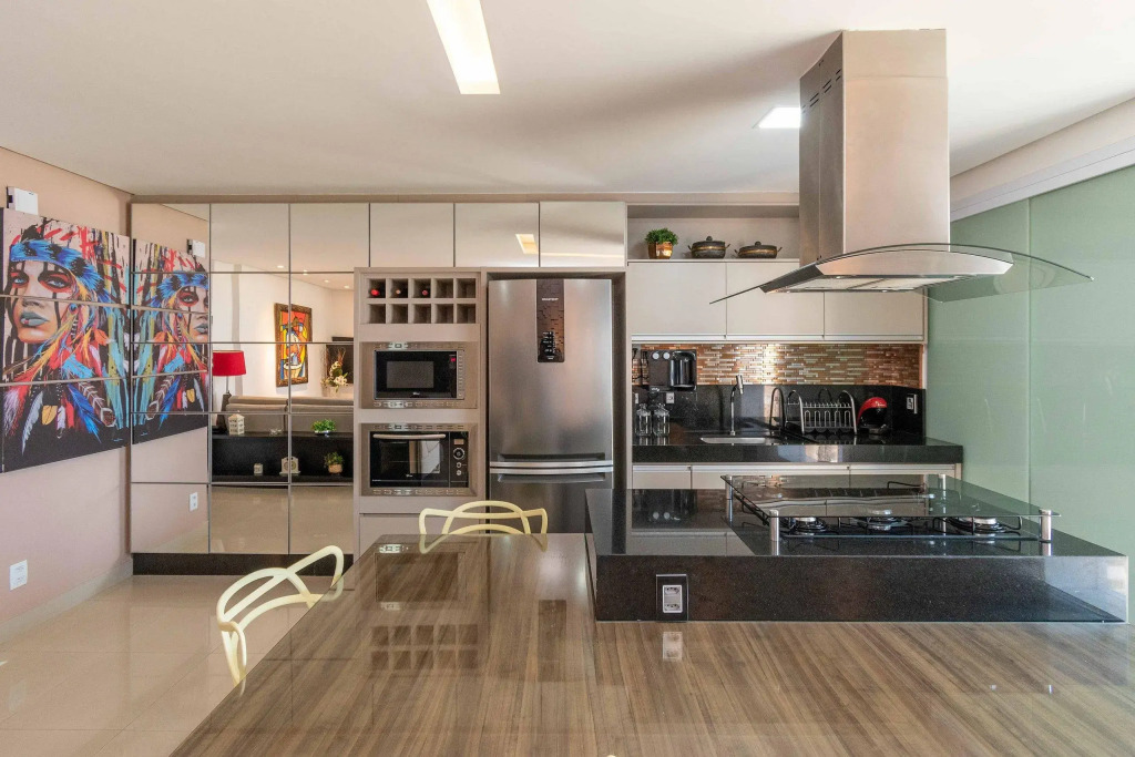 Elegante apartamento de 2 quartos no Setor Bueno - Andar Alto - Ed. The Expression - TH2202