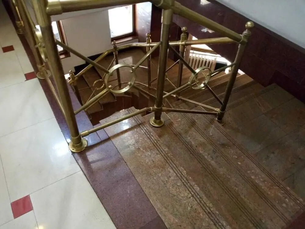 Metro Hotel