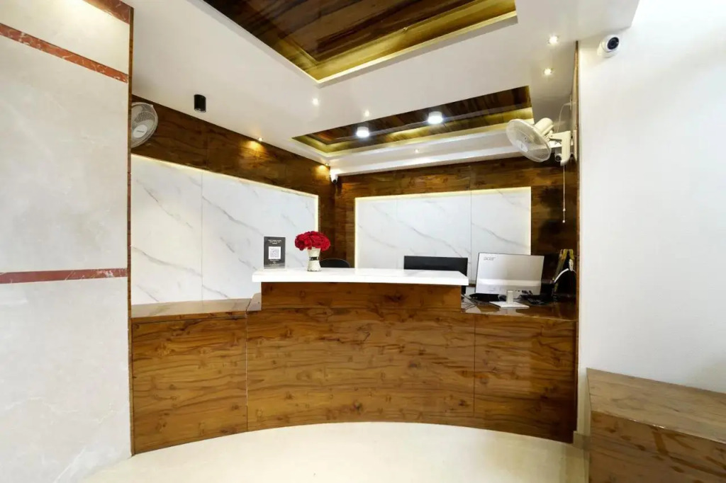 SS CROWN inn