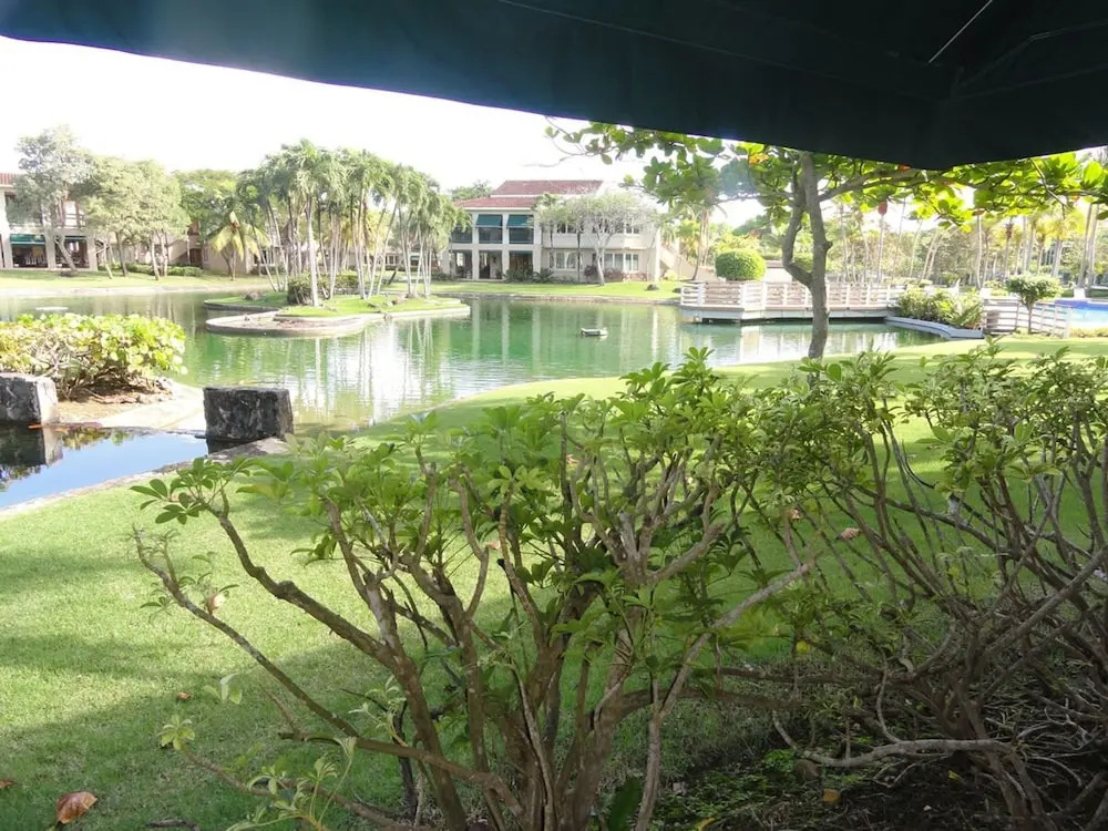 Family Villa Oleana Waterviews Oceanfront with water and generator
