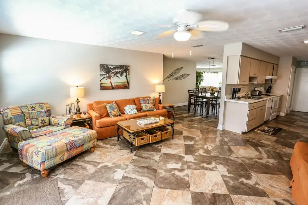 105 Tropical Shore Way
