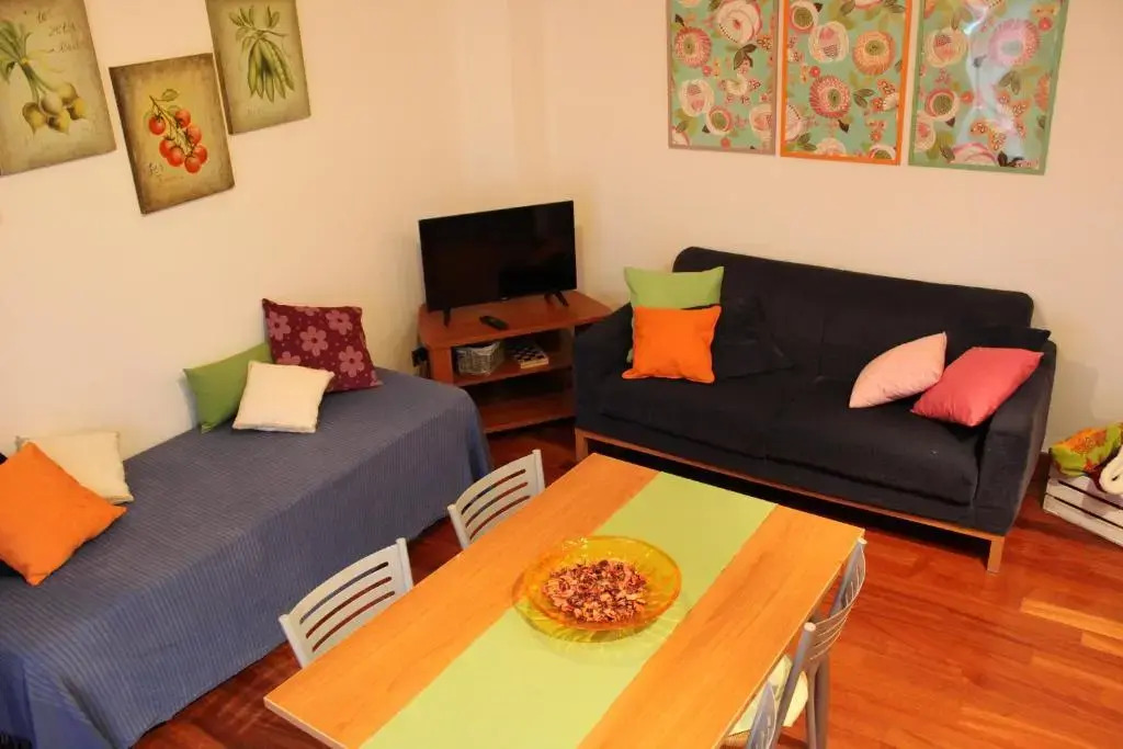 La casa di Federica, at home