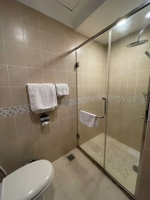 2Q Apartment