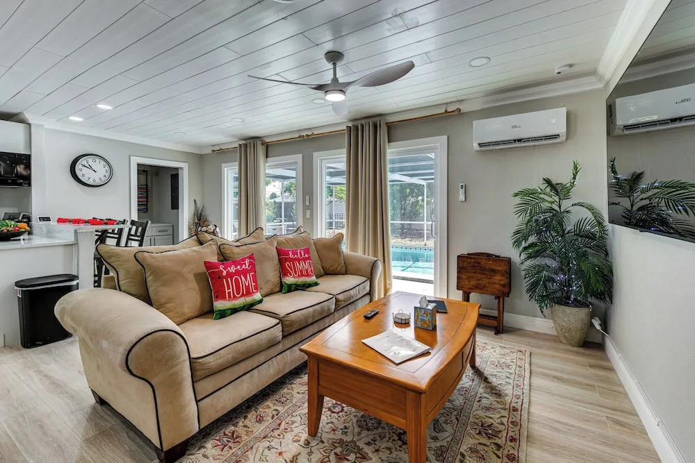 Happy Hideaway, Private Pool & Patio, North Port!