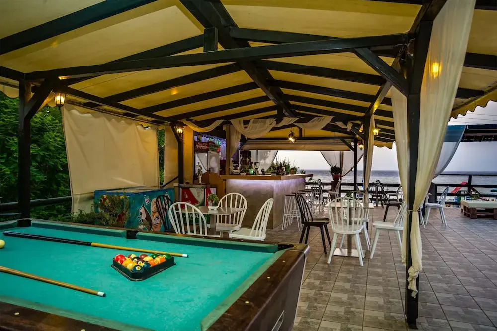 Amarylis Beachfront Studios