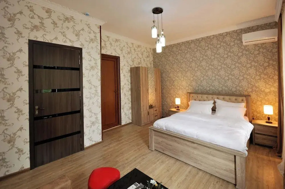 BERIKA HOUSE