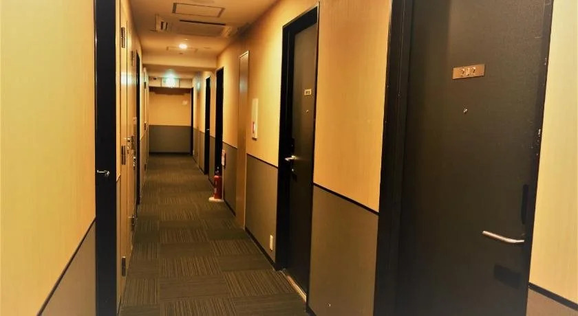 Kawarayamachi Crystal Hotel