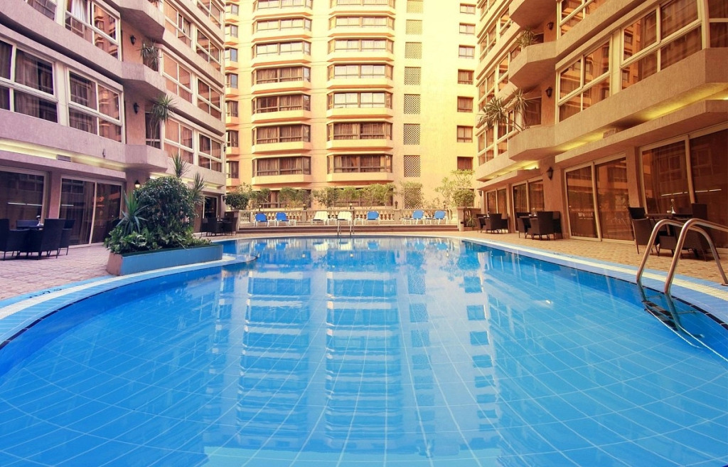 Отель Pyramisa Suites Cairo