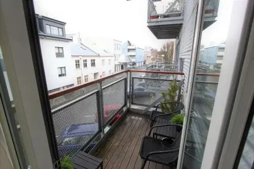 Apartment B13