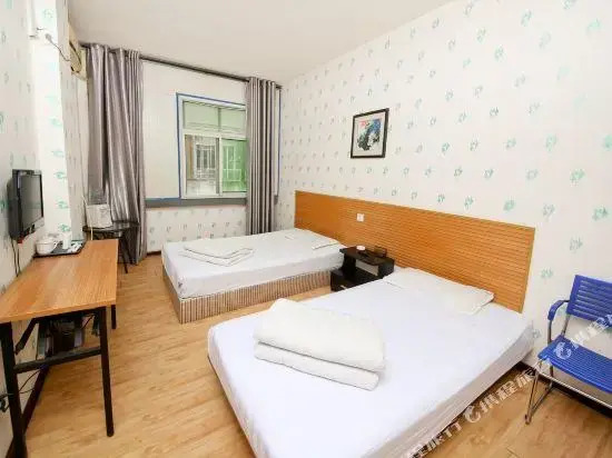 Duoruijie Hotel