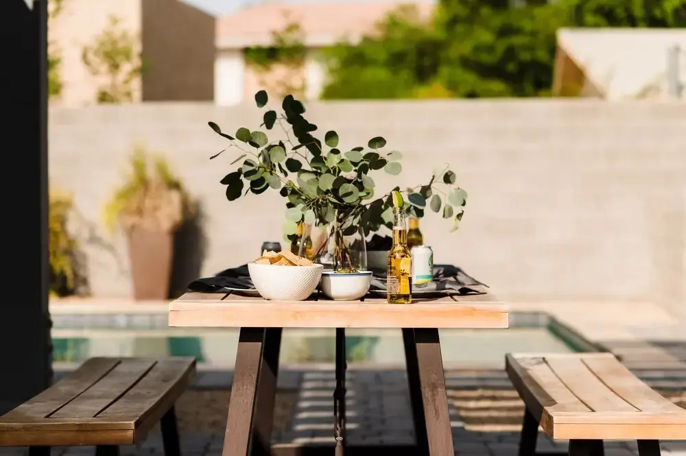 Cobalt By AvantStay Modern and Chic Home with Pool and Fire Pit in Heart of Old Town