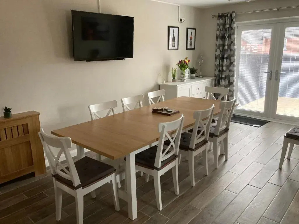 Hopefield Premium Holiday Home Portrush Sleeps 10 4 bedrooms