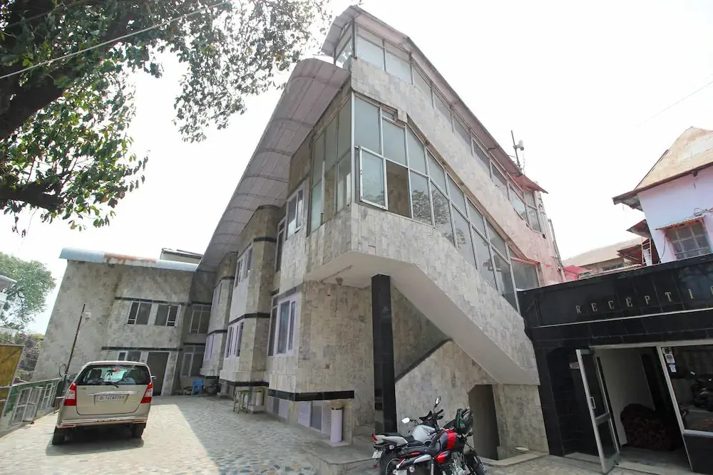 OYO 5922 Hotel Charlene