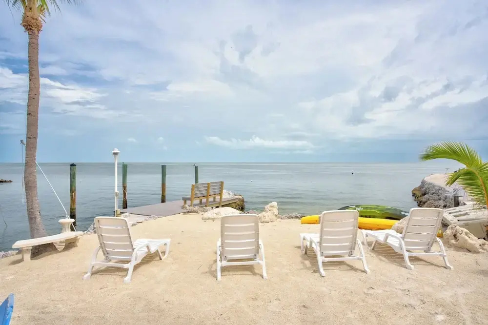 Aqua Lodges at 47th Street